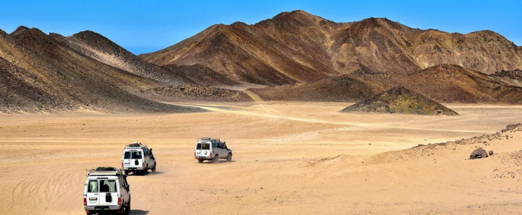 What Can You Expect on an Egypt Desert Safari?